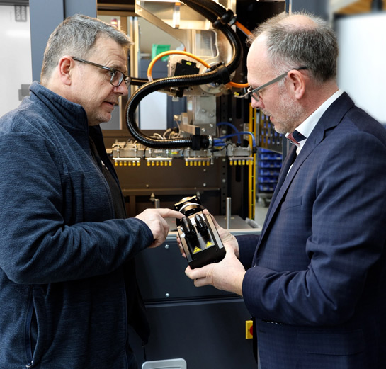 Knut Handte, Head of Engineering at LHMT (L) and Guido Wittenauer of STOBER.