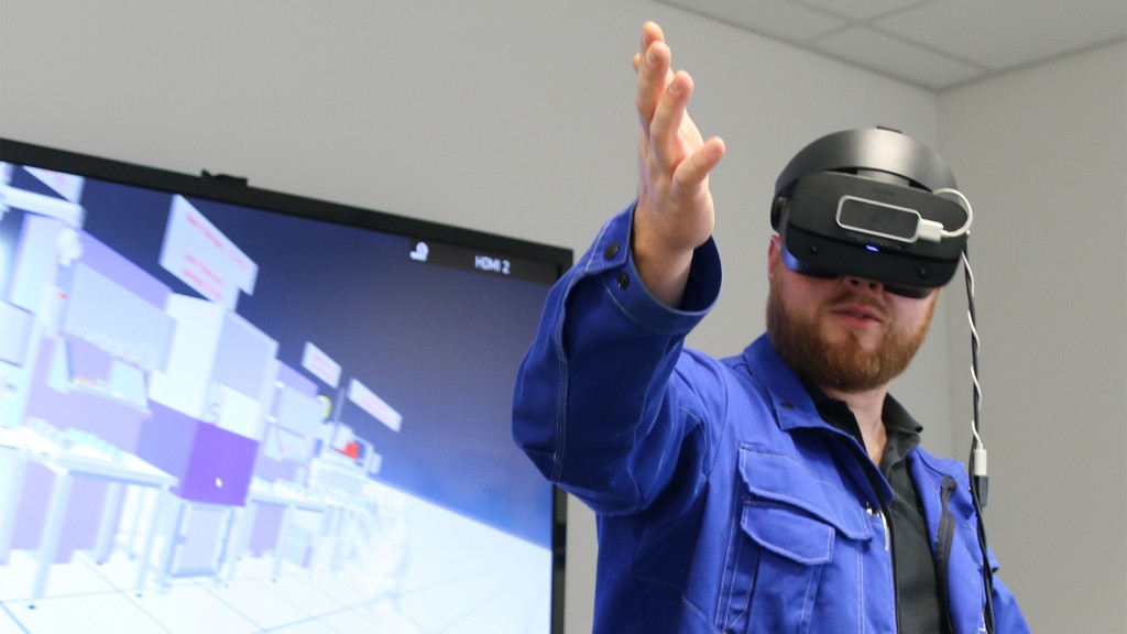 We are very motivated to make our everyday work more ergonomic. Another advantage is that the VR tool gives the entire team the opportunity to experience and learn about new technologies in early stages. 